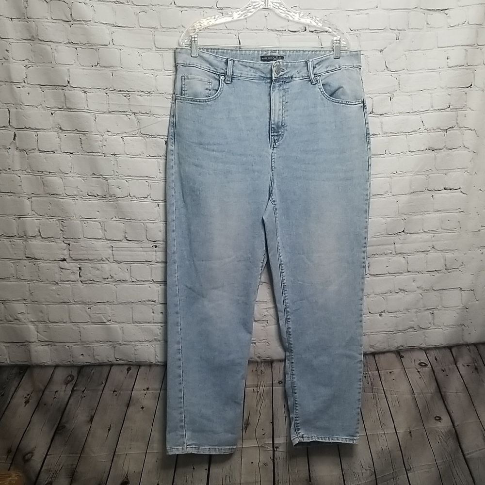 Black Tape Men's Jeans Size 32x26